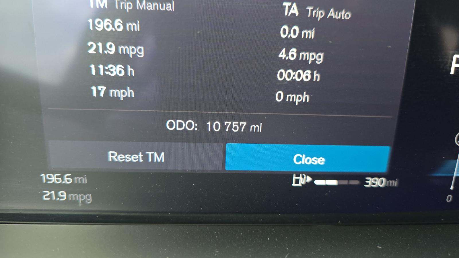 2025 Volvo XC60 B5 Plus AWD