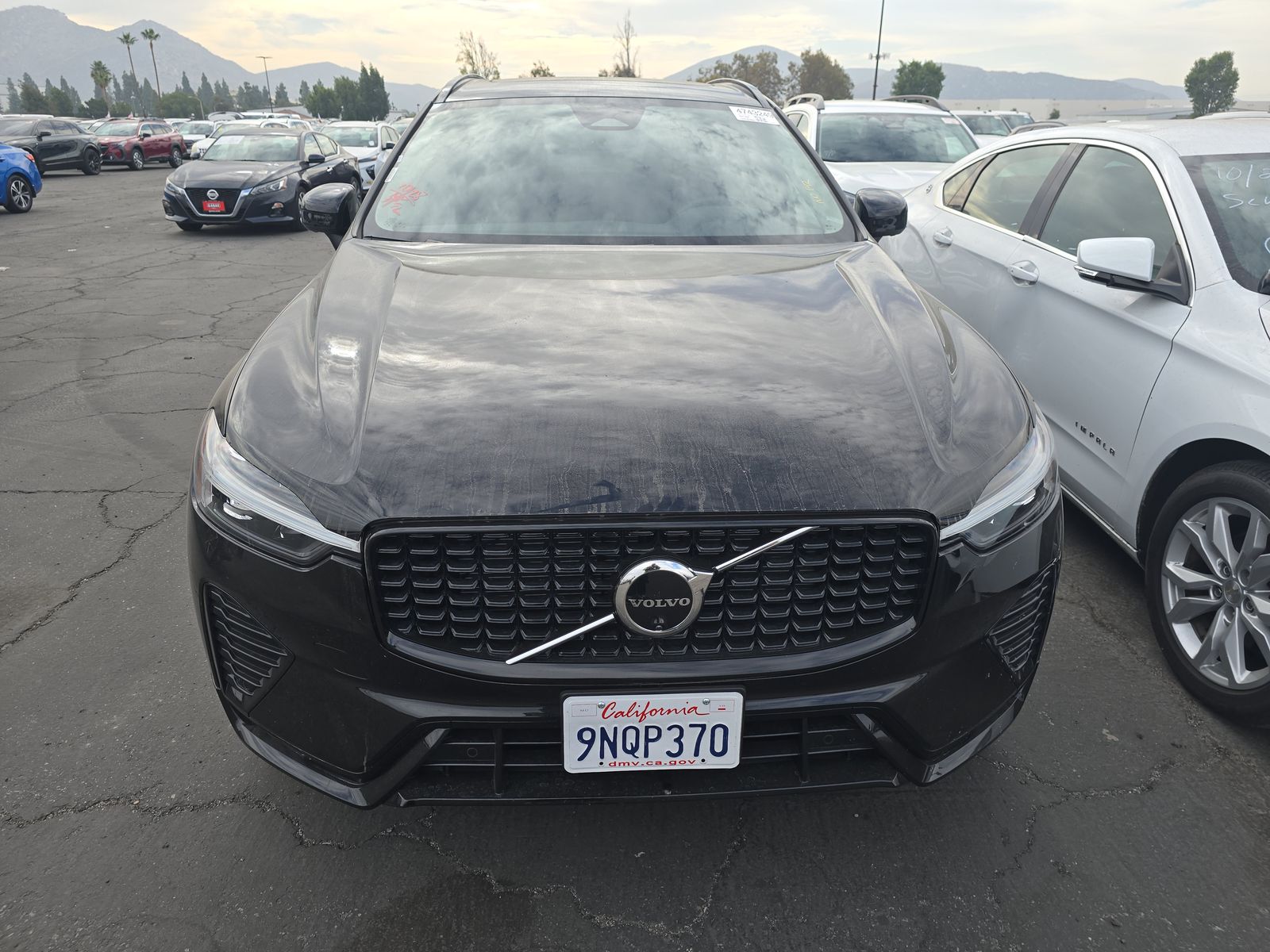 2025 Volvo XC60 B5 Plus AWD