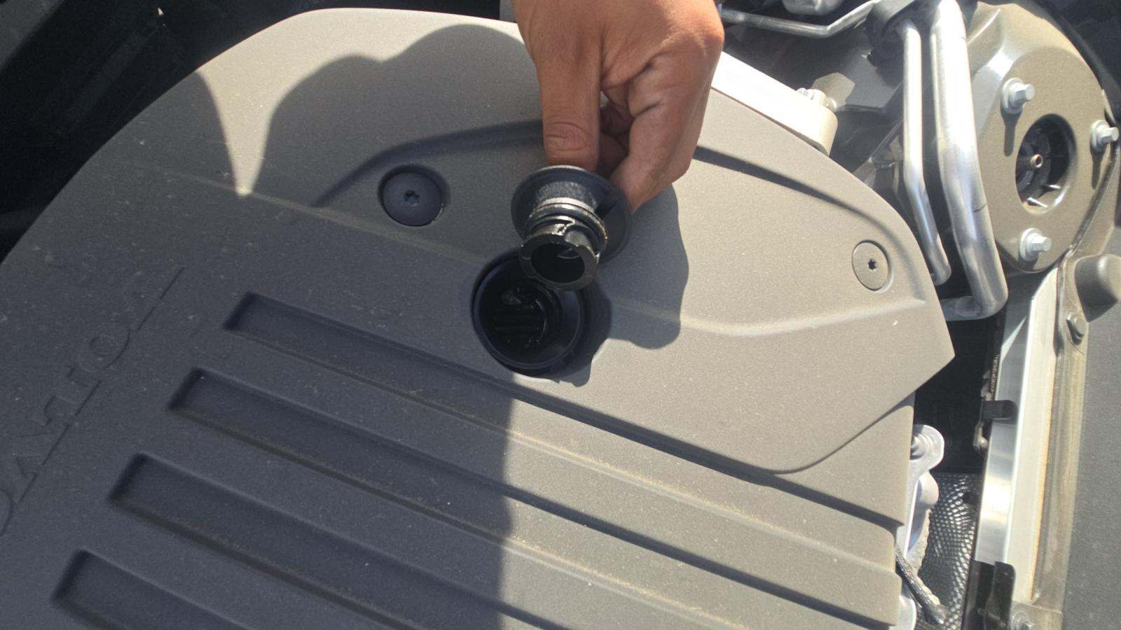 2025 Volvo XC60 B5 Plus AWD