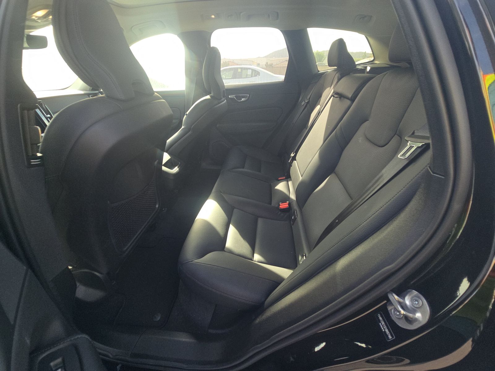 2025 Volvo XC60 B5 Plus AWD