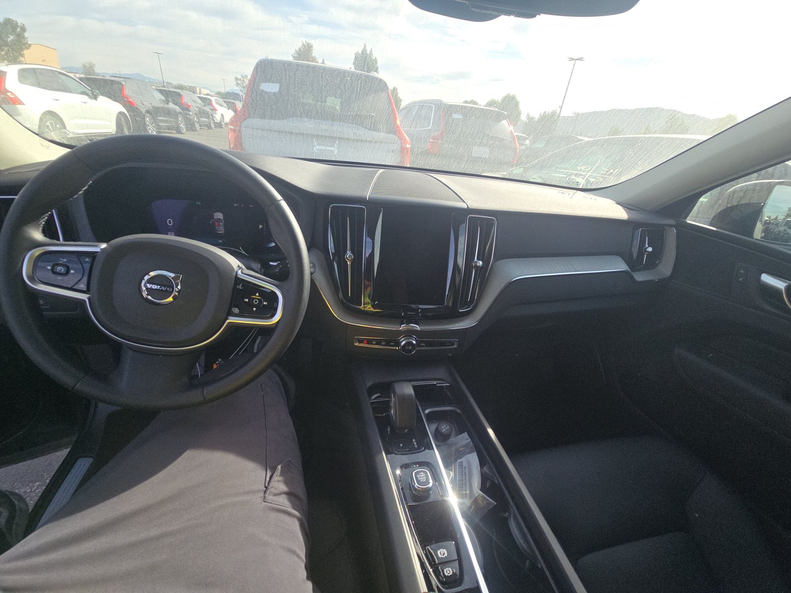 2025 Volvo XC60 B5 Plus AWD