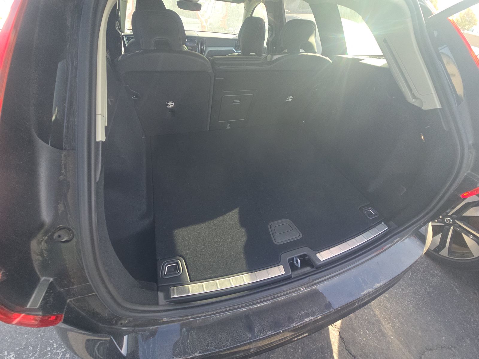 2025 Volvo XC60 B5 Plus AWD