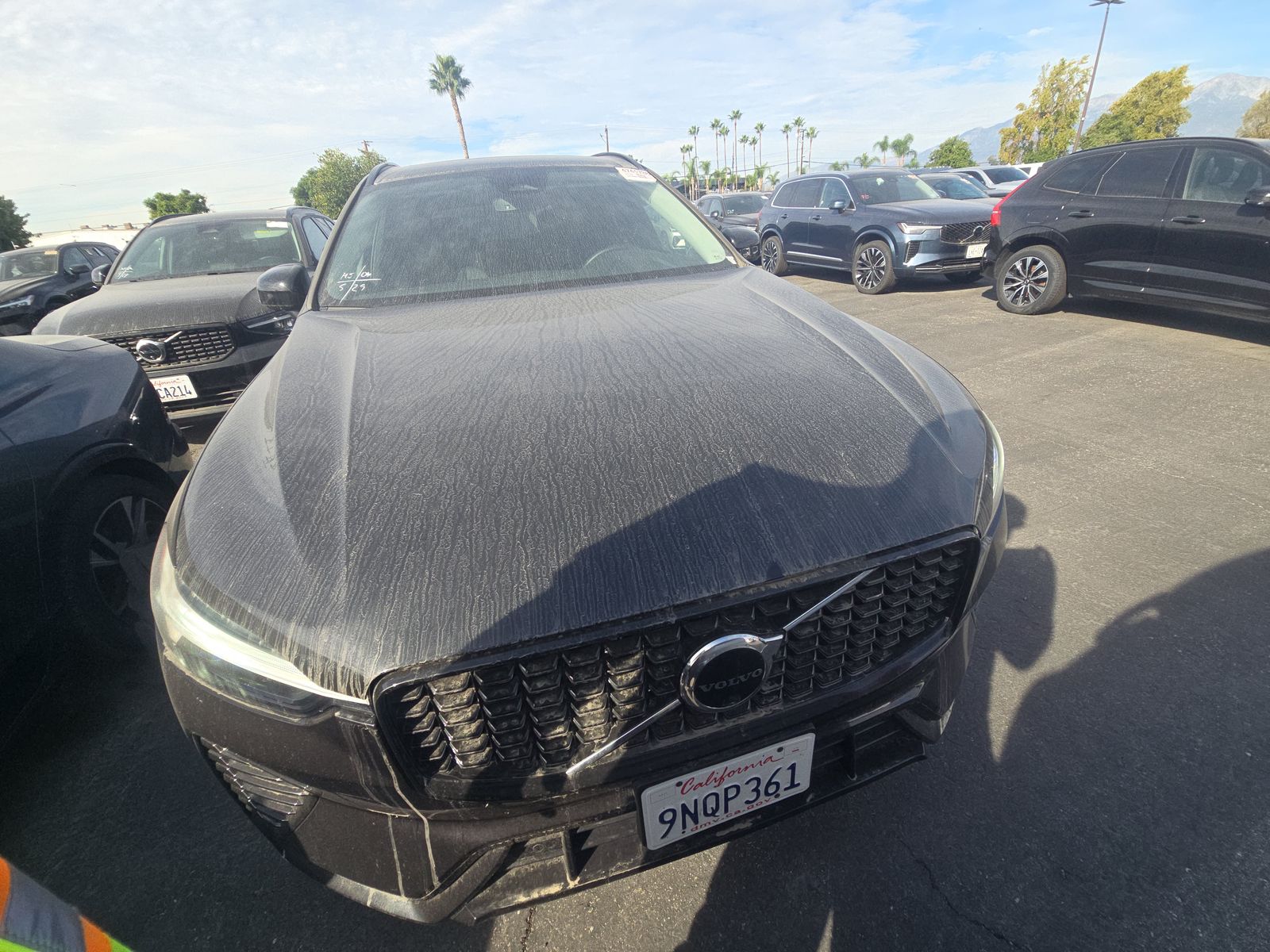 2025 Volvo XC60 B5 Plus AWD