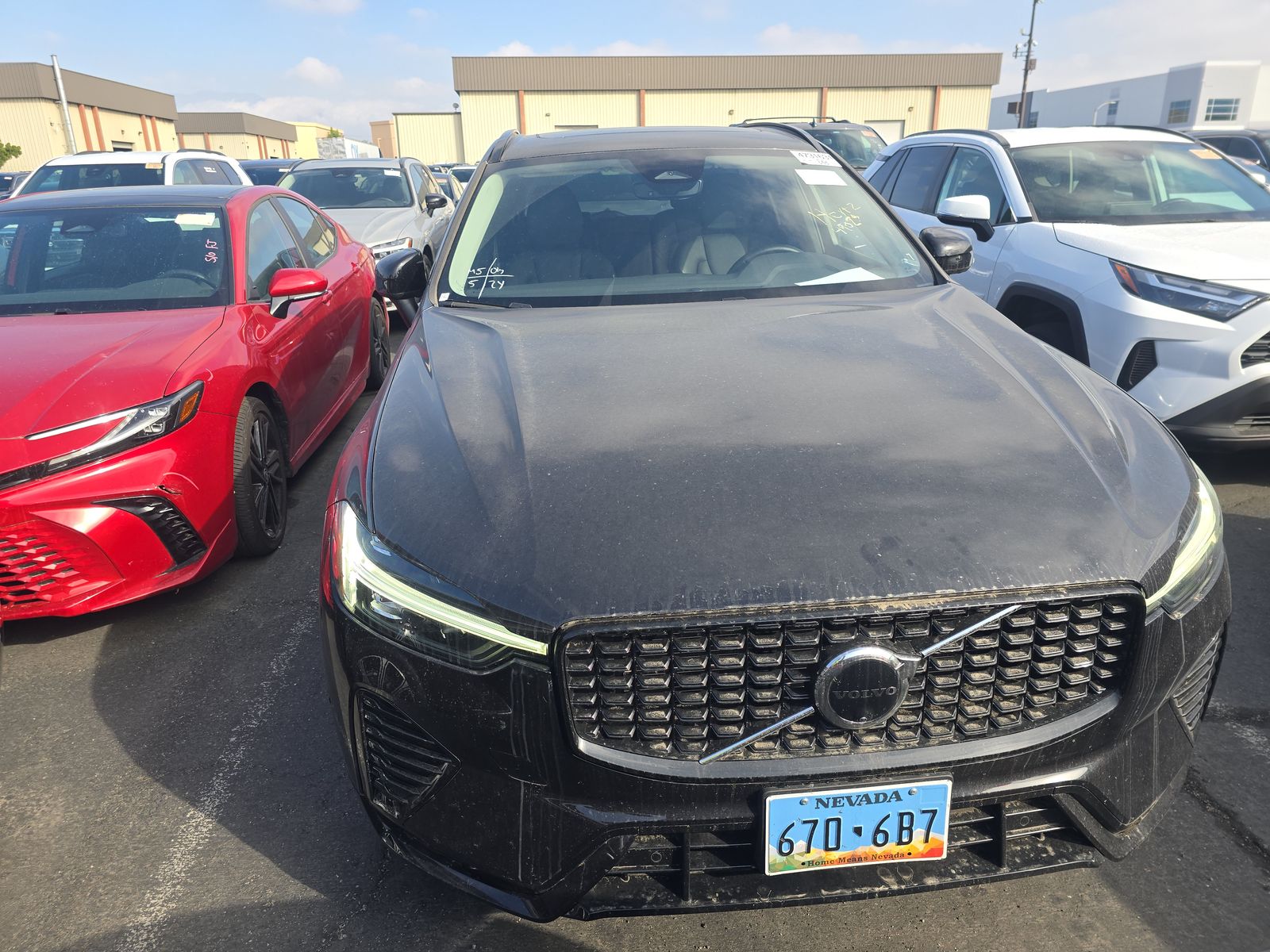 2025 Volvo XC60 B5 Plus AWD