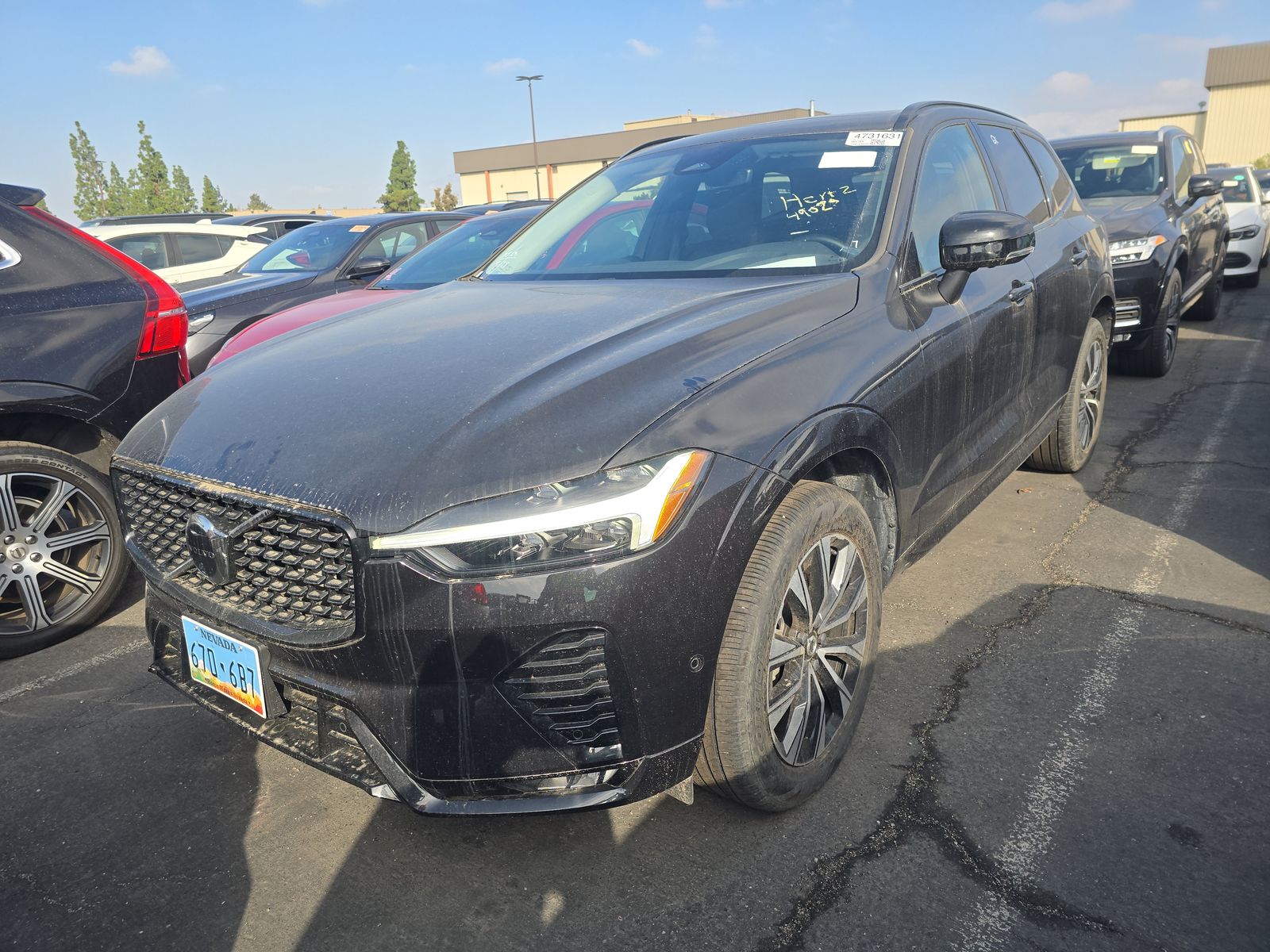 2025 Volvo XC60 B5 Plus AWD