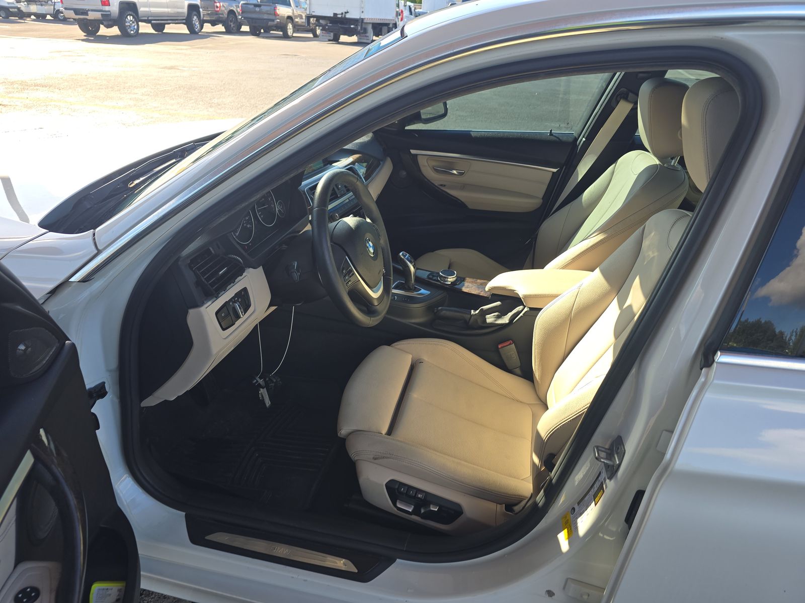 2016 BMW 3 Series 328i RWD