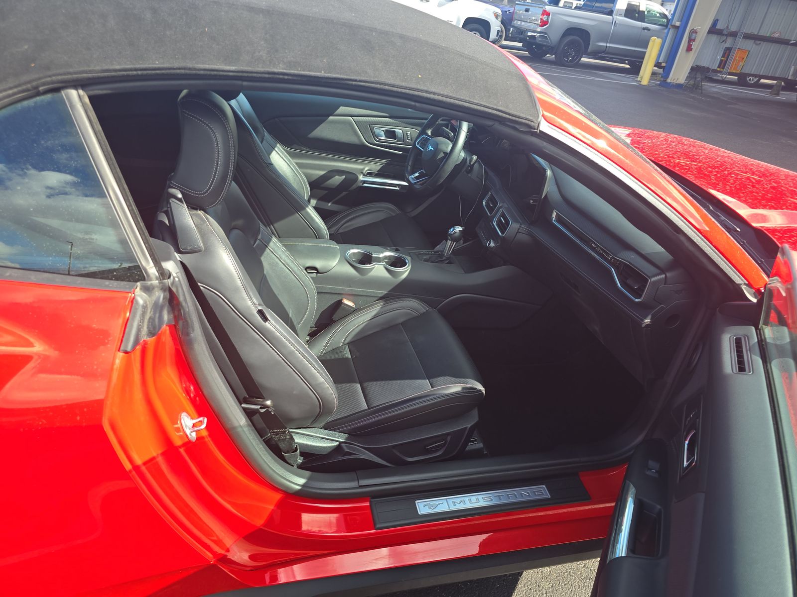 2025 Ford Mustang EcoBoost Premium RWD