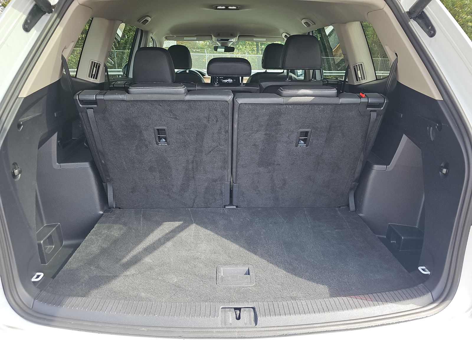 2025 Volkswagen Atlas 2.0T SE FWD