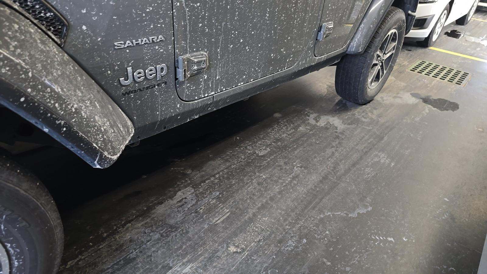 2023 Jeep Wrangler Sahara AWD