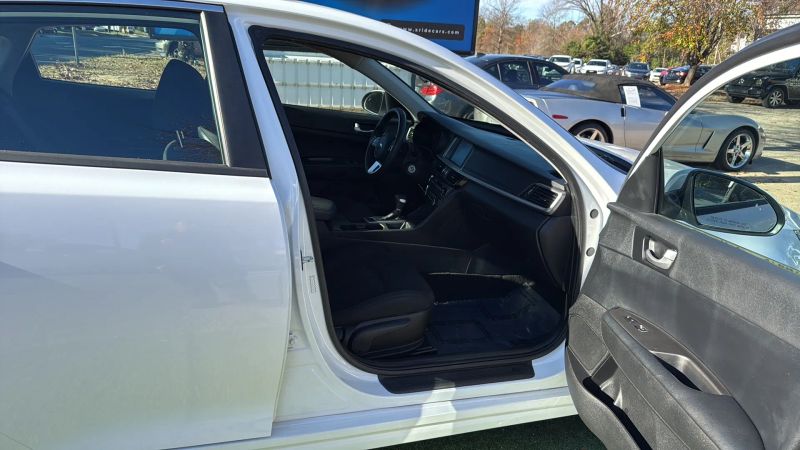 2019 Kia Optima LX FWD