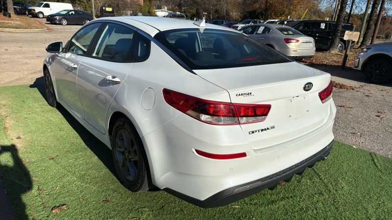 2019 Kia Optima LX FWD