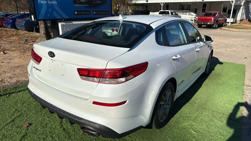 2019 Kia Optima LX FWD