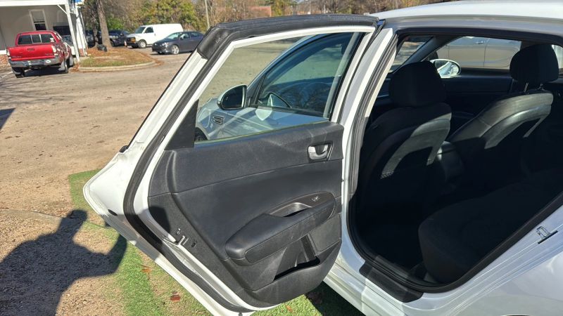 2019 Kia Optima LX FWD