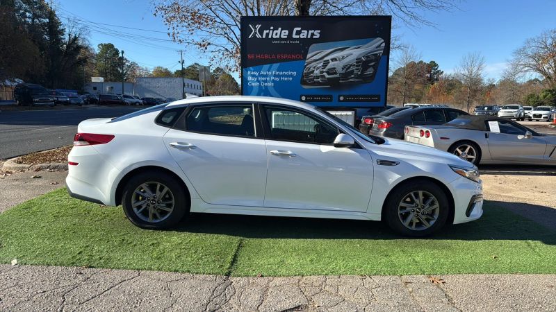 2019 Kia Optima LX FWD