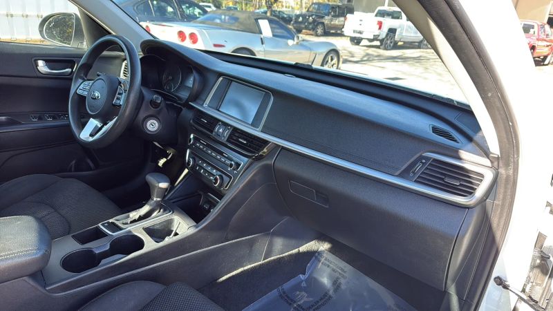 2019 Kia Optima LX FWD