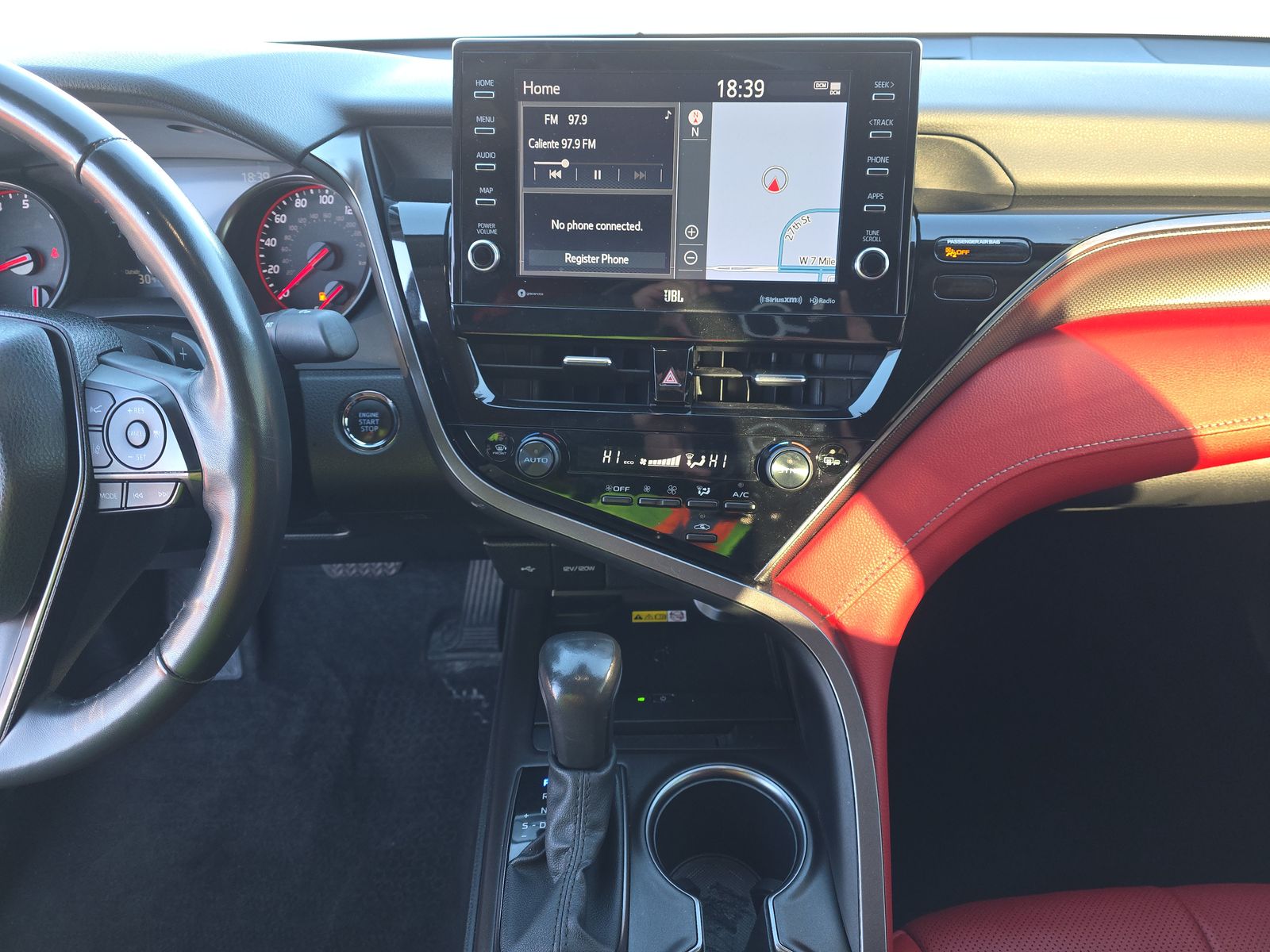 2024 Toyota Camry XSE FWD