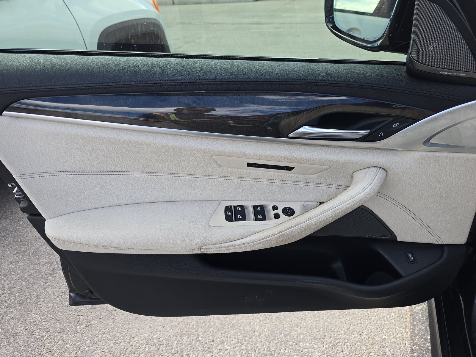 2017 BMW 5 Series 540i xDrive AWD