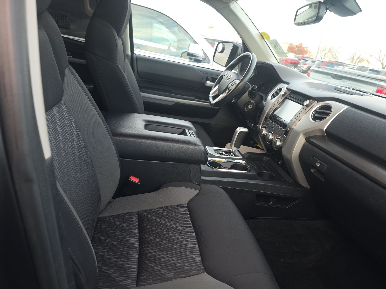 2018 Toyota Tundra SR5 AWD