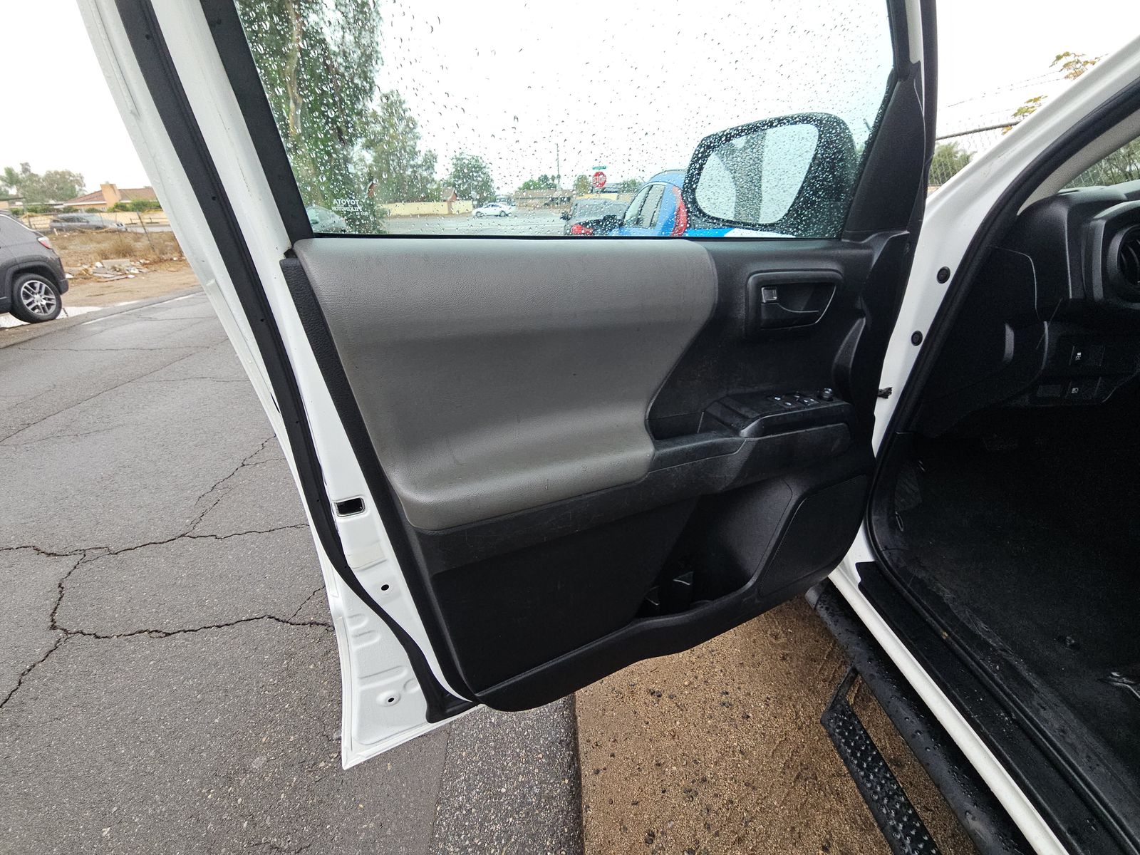 2022 Toyota Tacoma SR RWD