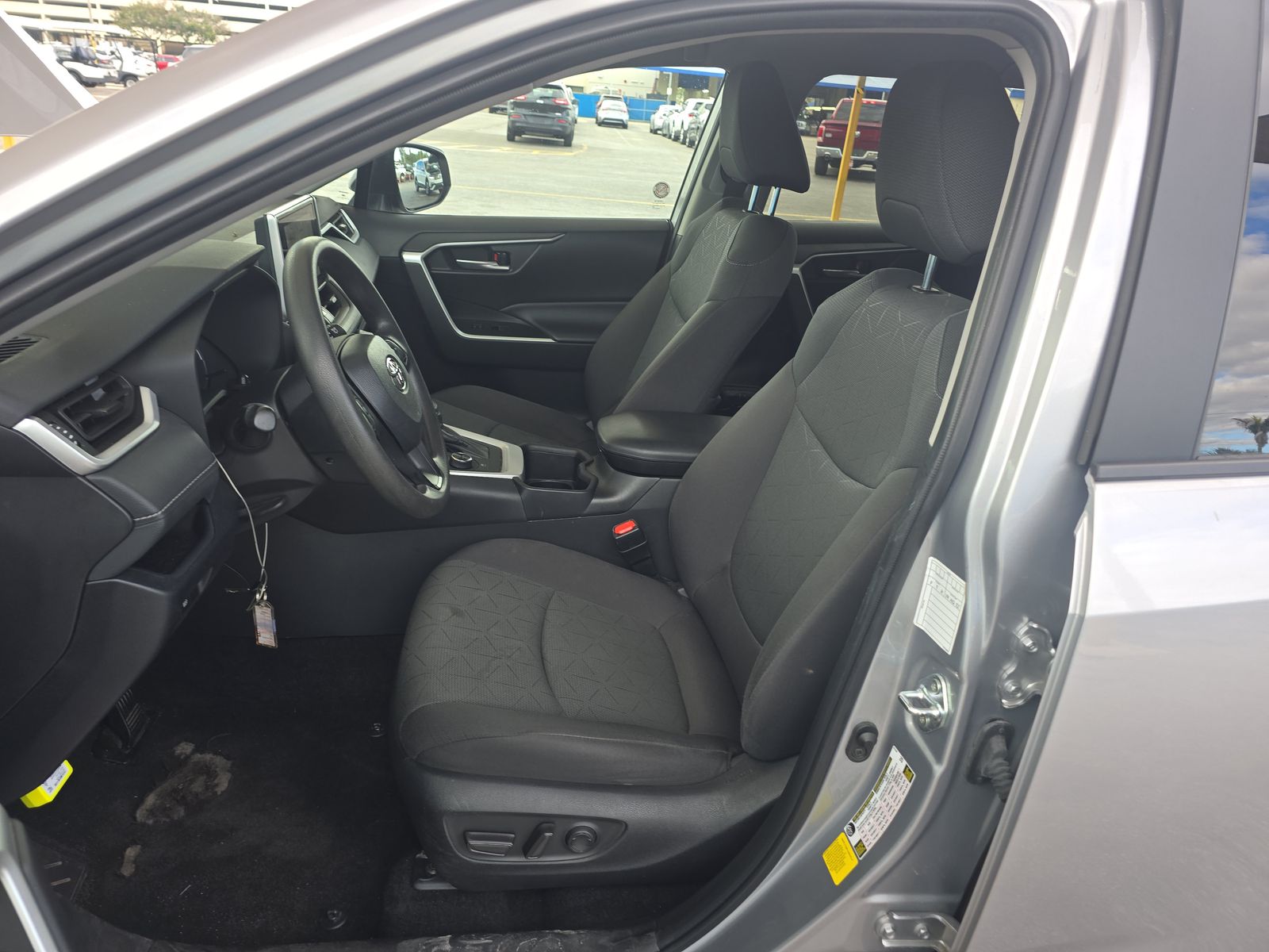 2024 Toyota RAV4 Hybrid XLE AWD