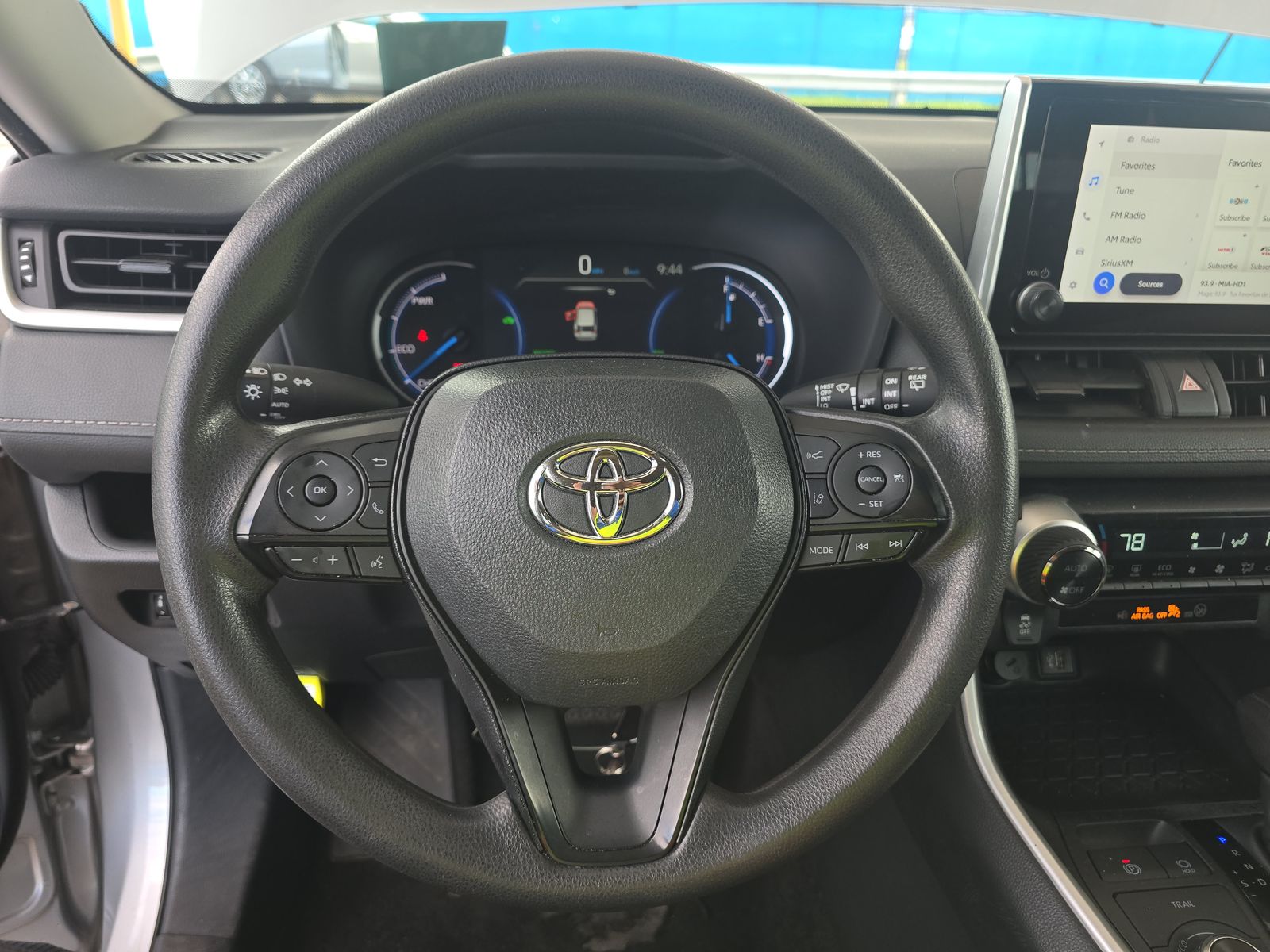 2024 Toyota RAV4 Hybrid XLE AWD