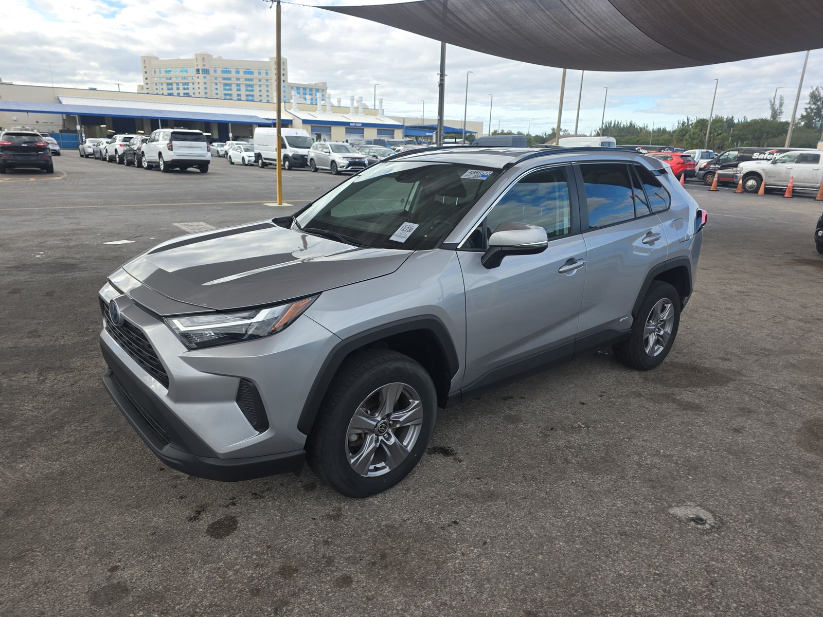2024 Toyota RAV4 Hybrid XLE AWD
