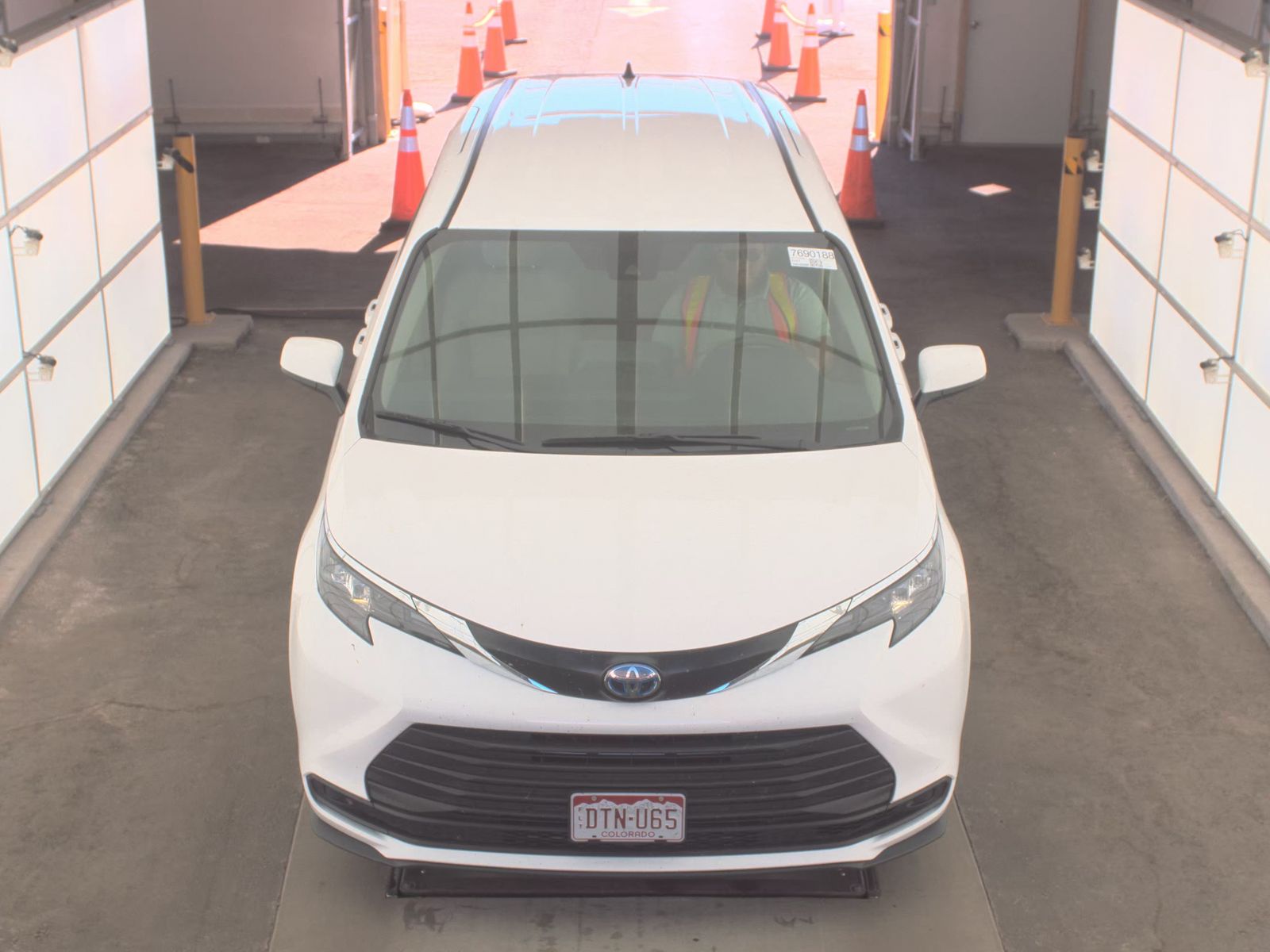 2024 Toyota Sienna LE AWD