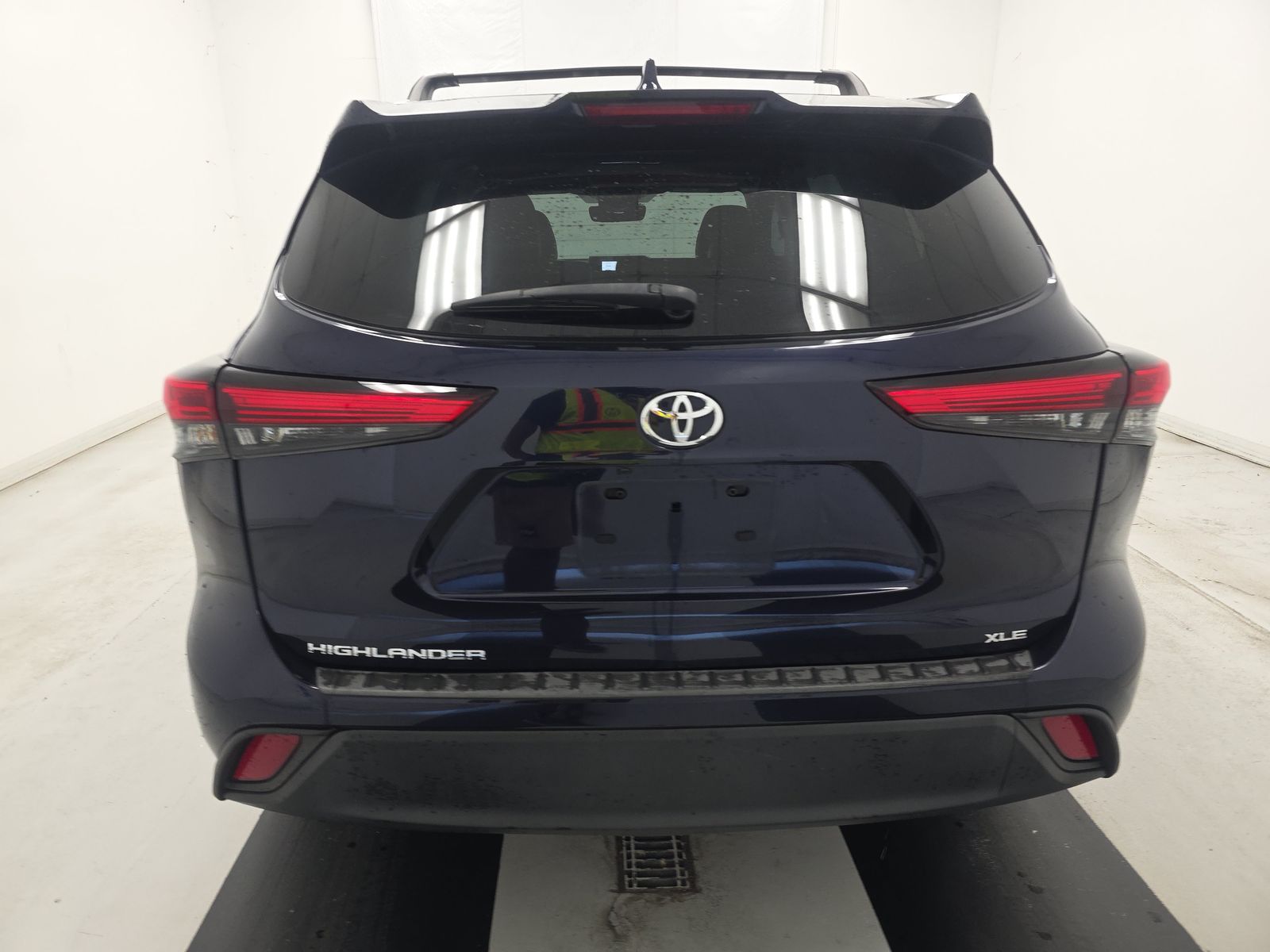2023 Toyota Highlander XLE FWD