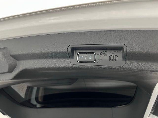 2023 Ford Explorer Limited AWD