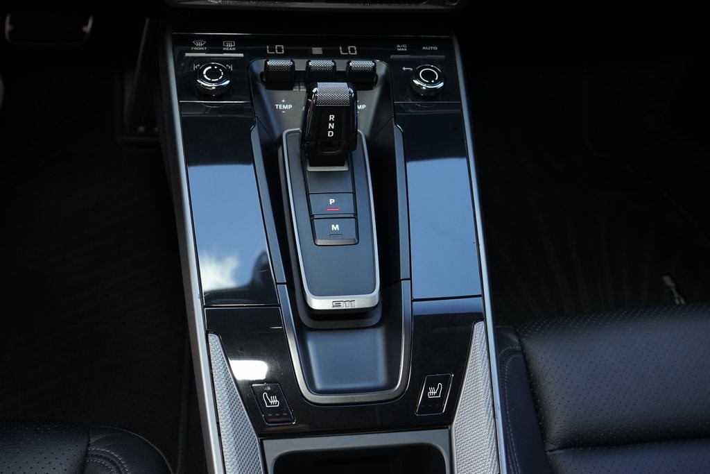 2022 Porsche 911 Carrera RWD