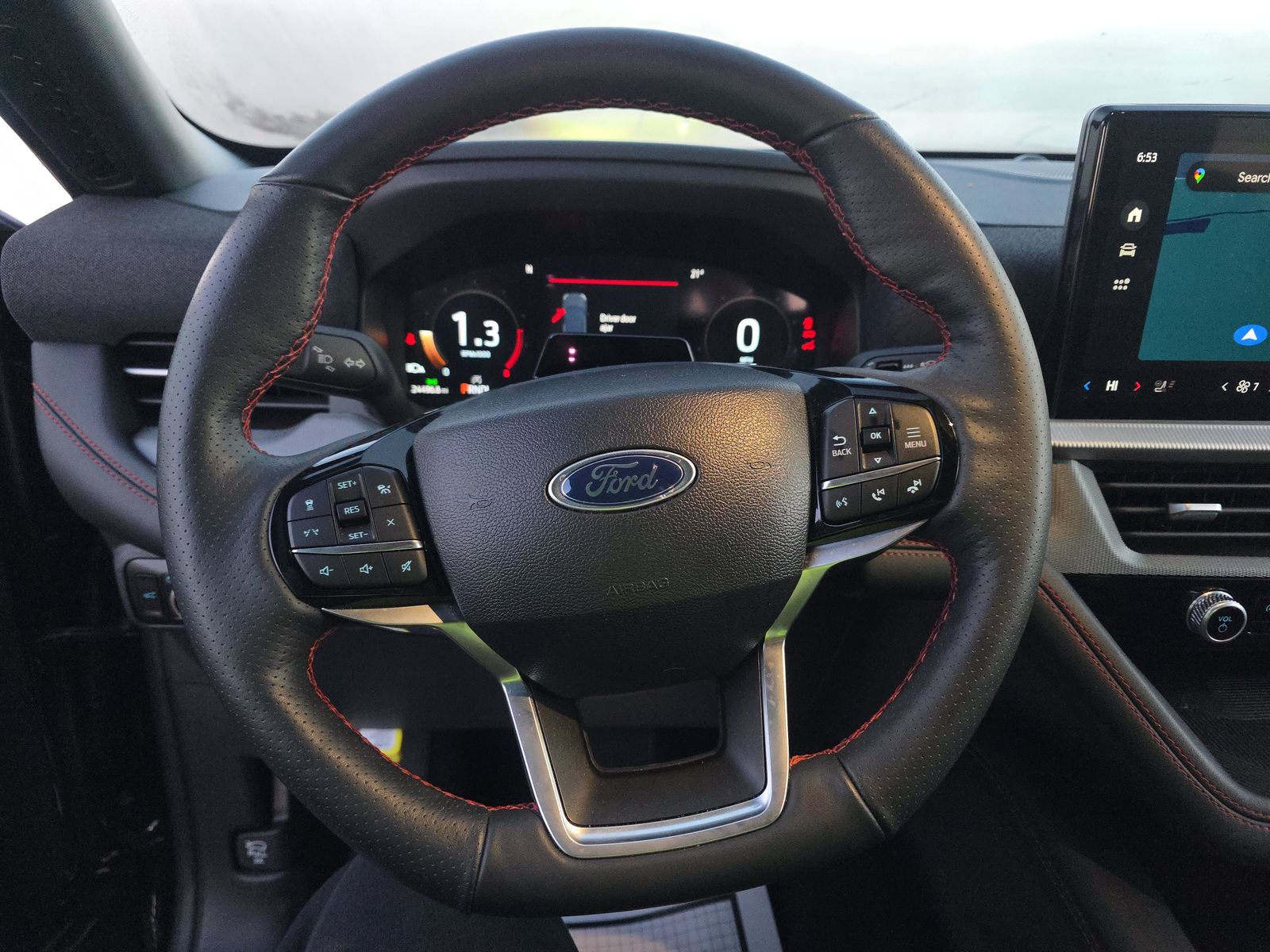 2025 Ford Explorer ST-Line AWD