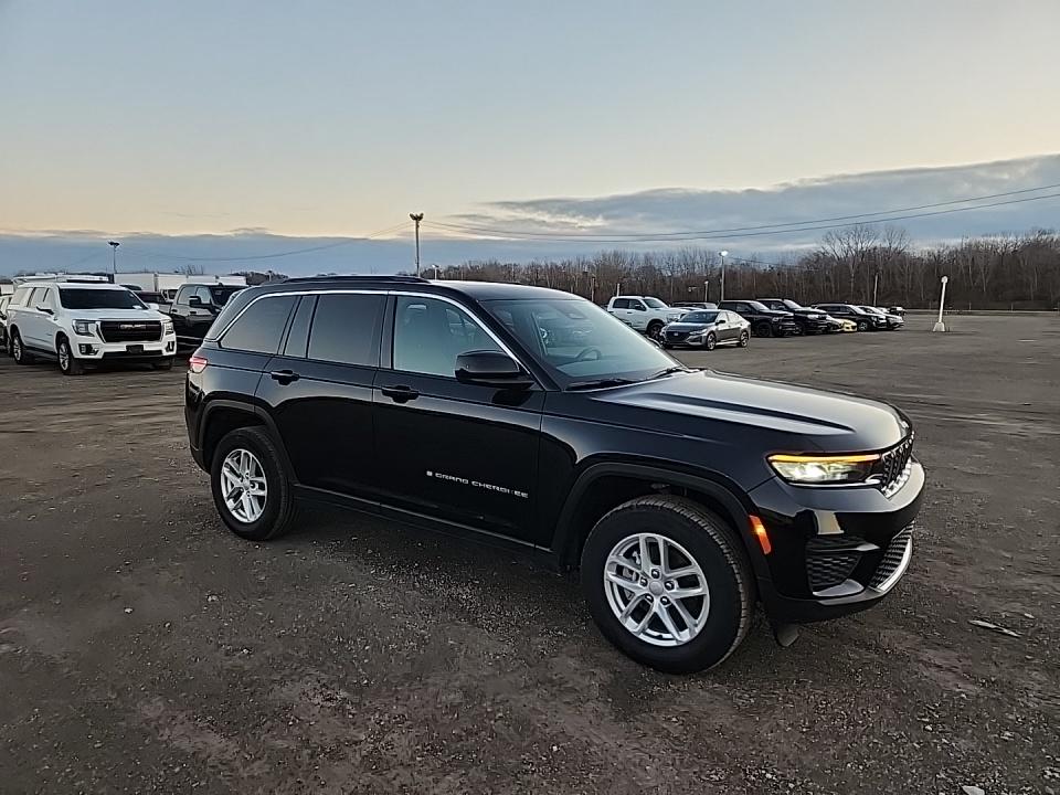 2024 Jeep Grand Cherokee Laredo X AWD