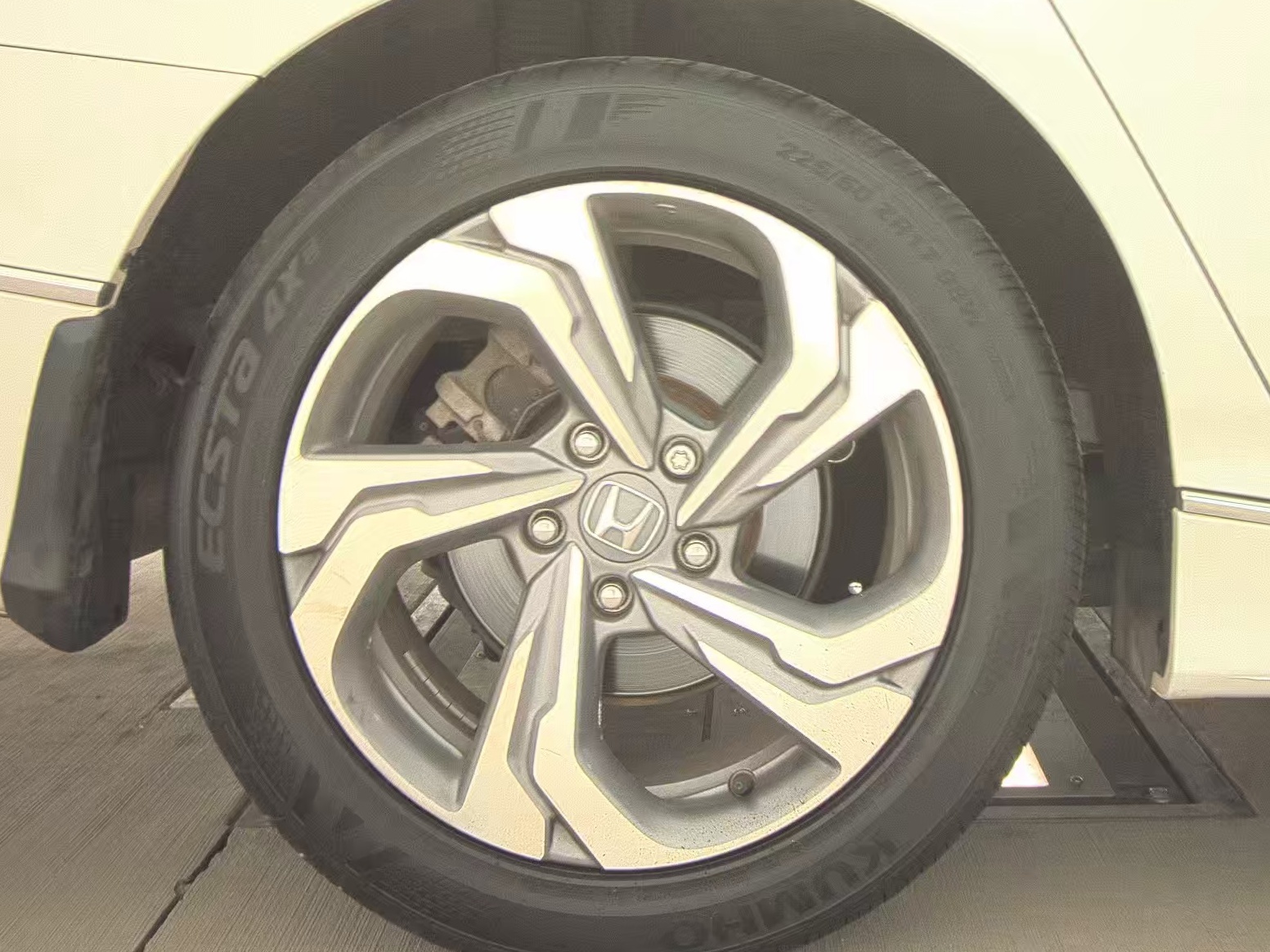 2020 Honda Accord EX-L FWD