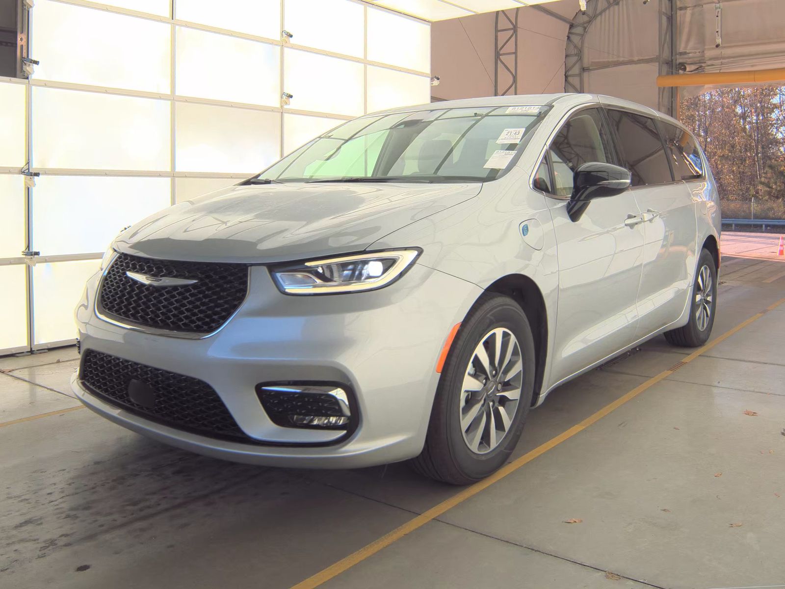 2024 Chrysler Pacifica Hybrid Select FWD