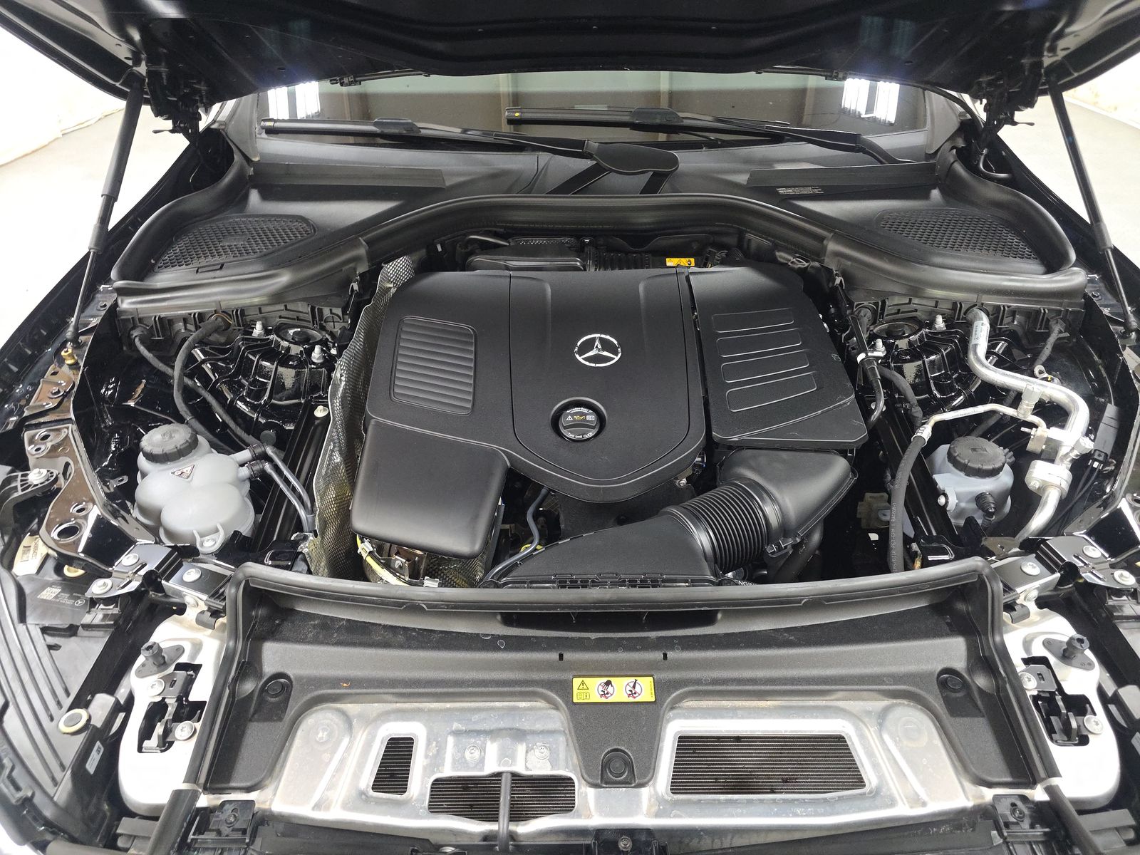 2025 Mercedes-Benz GLC GLC 300 AWD