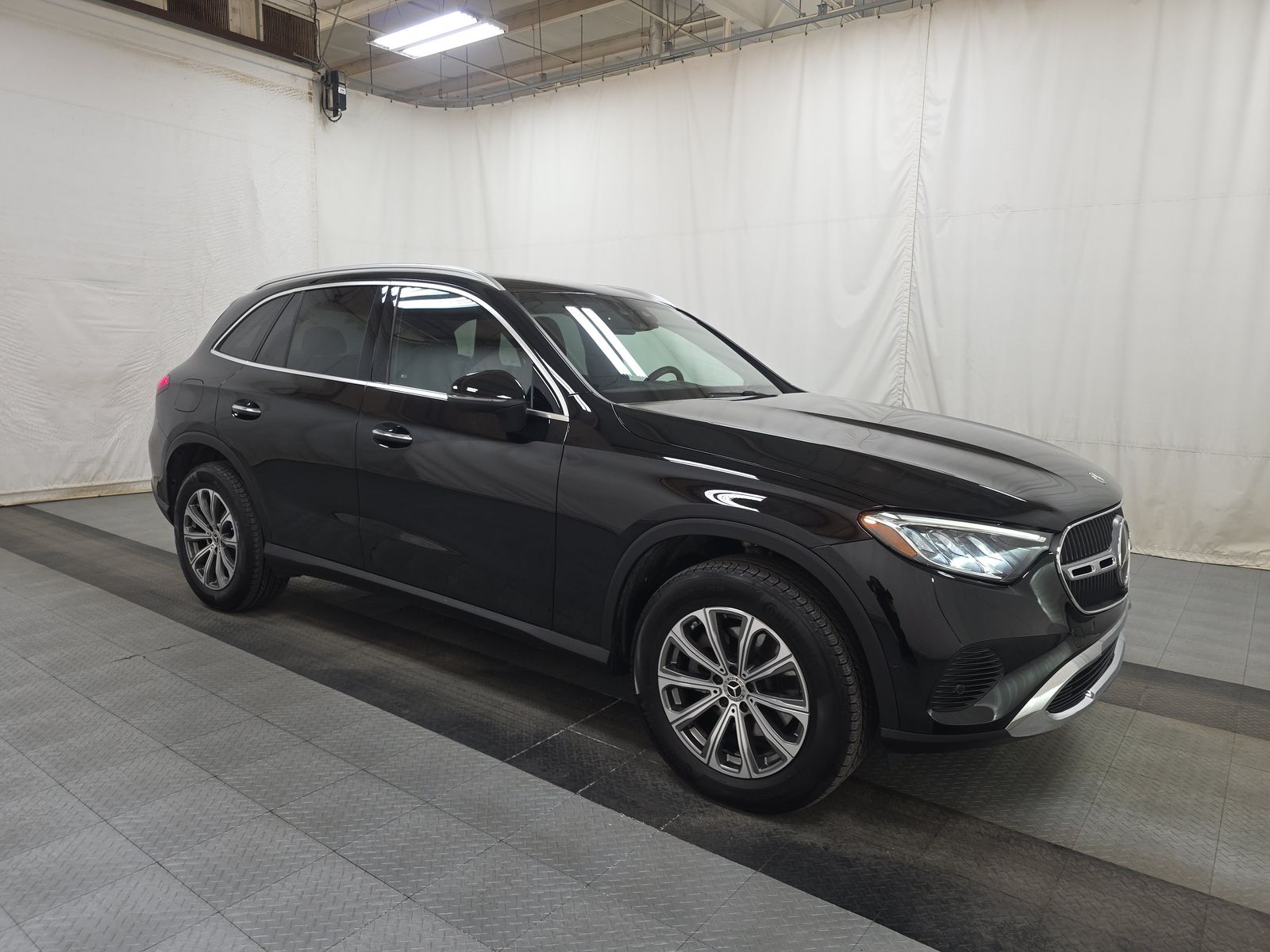 2025 Mercedes-Benz GLC GLC 300 AWD