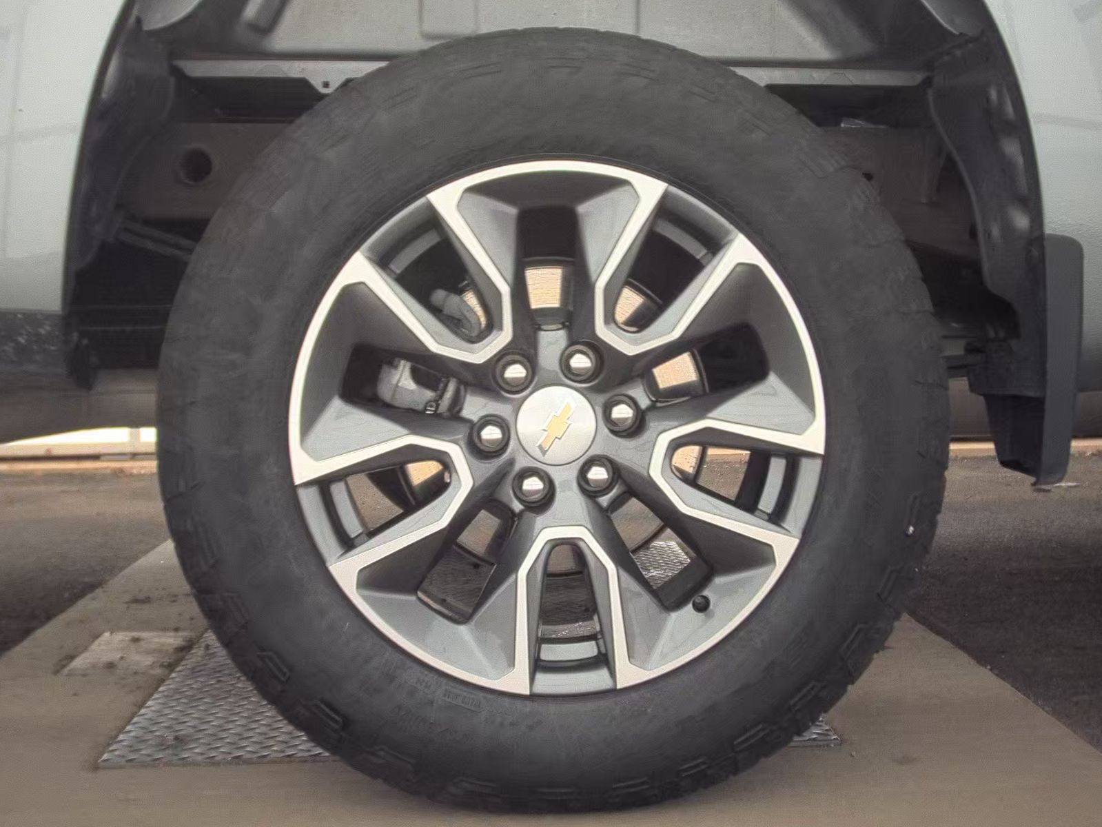 2024 Chevrolet Silverado 1500 LT AWD