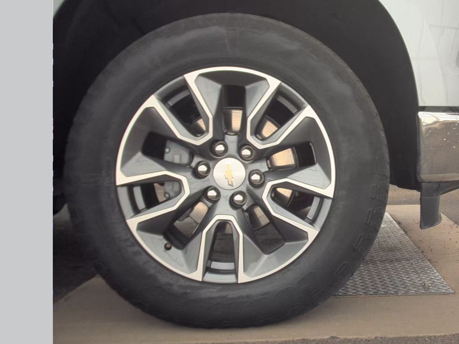 2024 Chevrolet Silverado 1500 LT AWD