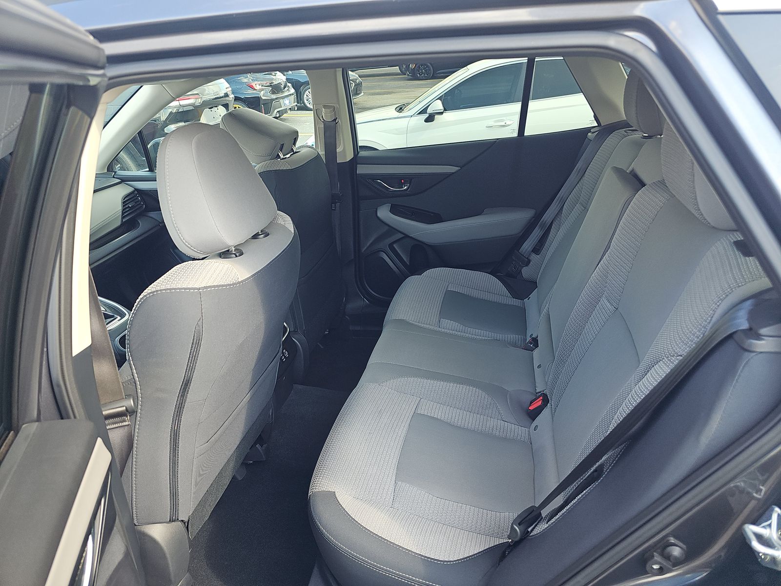 2023 Subaru Outback Premium AWD