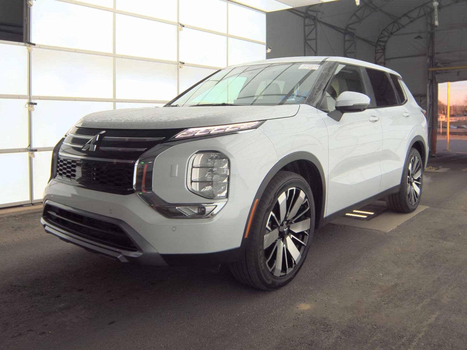 2025 Mitsubishi Outlander SE AWD