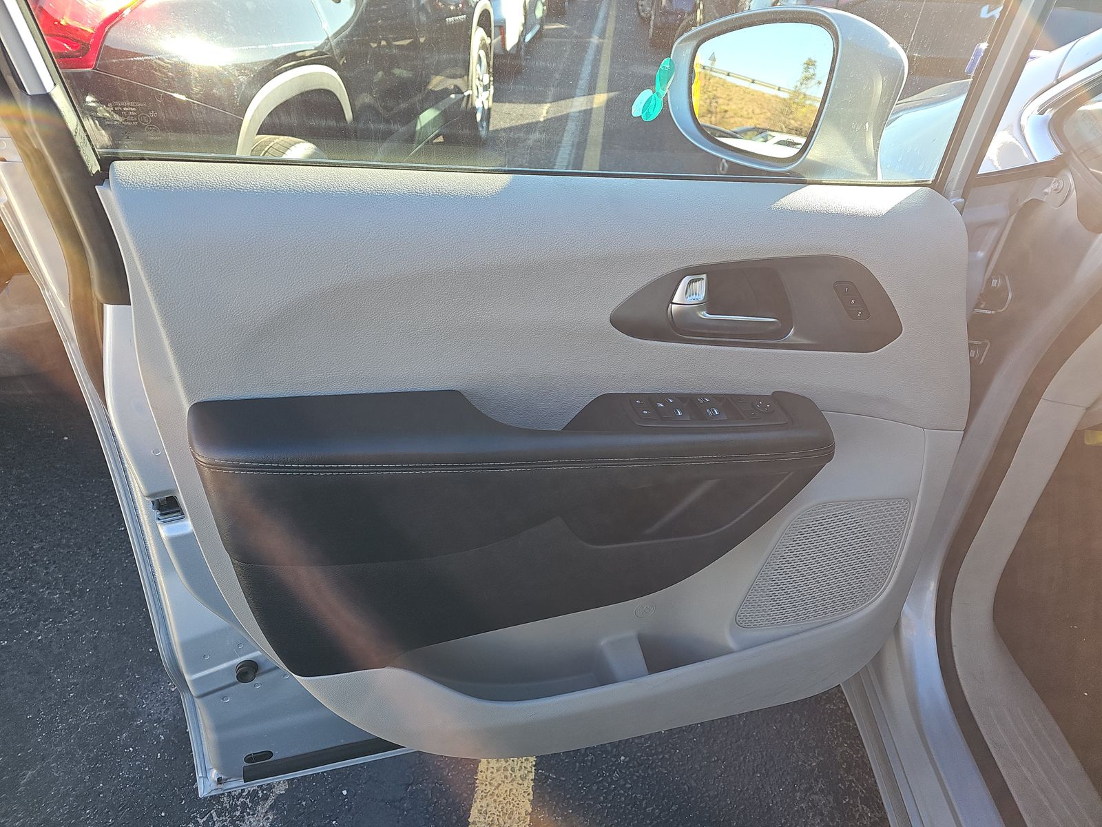 2022 Chrysler Pacifica Touring L FWD