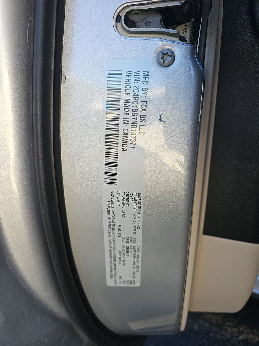 2022 Chrysler Pacifica Touring L FWD