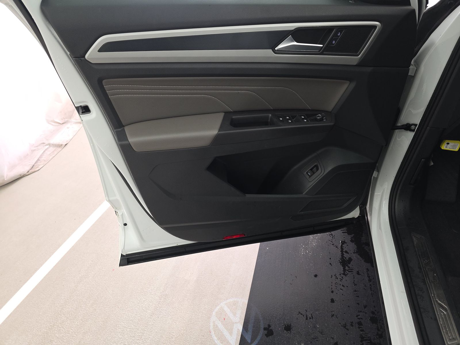 2022 Volkswagen Atlas 3.6L SEL R-Line Black AWD