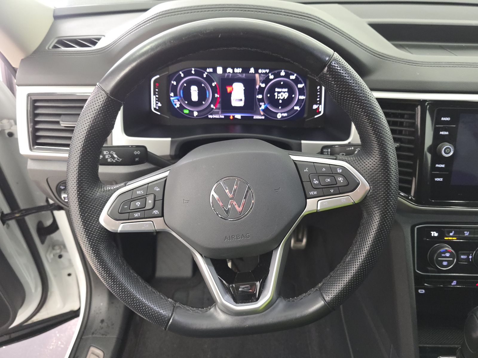 2022 Volkswagen Atlas 3.6L SEL R-Line Black AWD