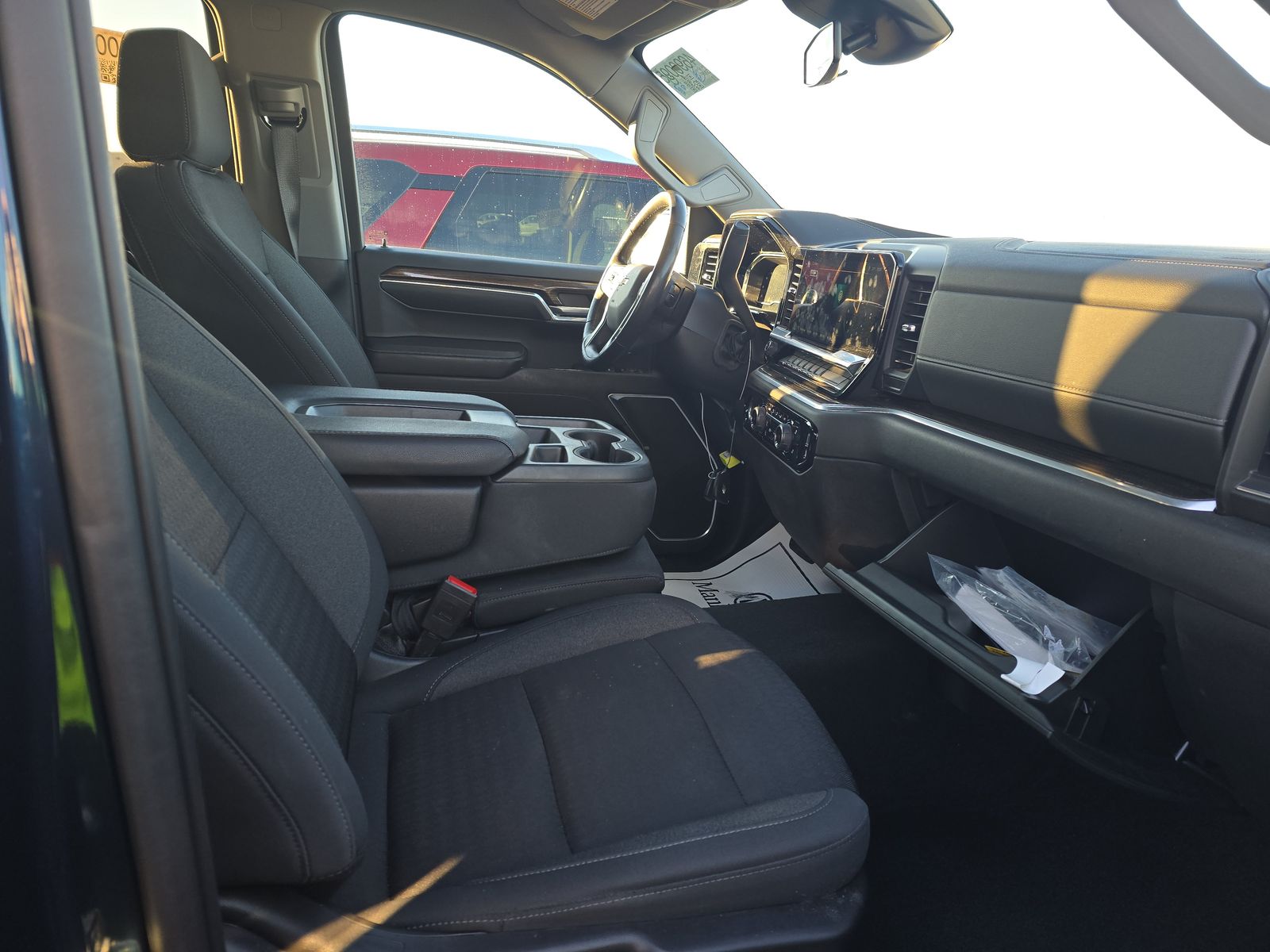 2022 Chevrolet Silverado 1500 LT AWD