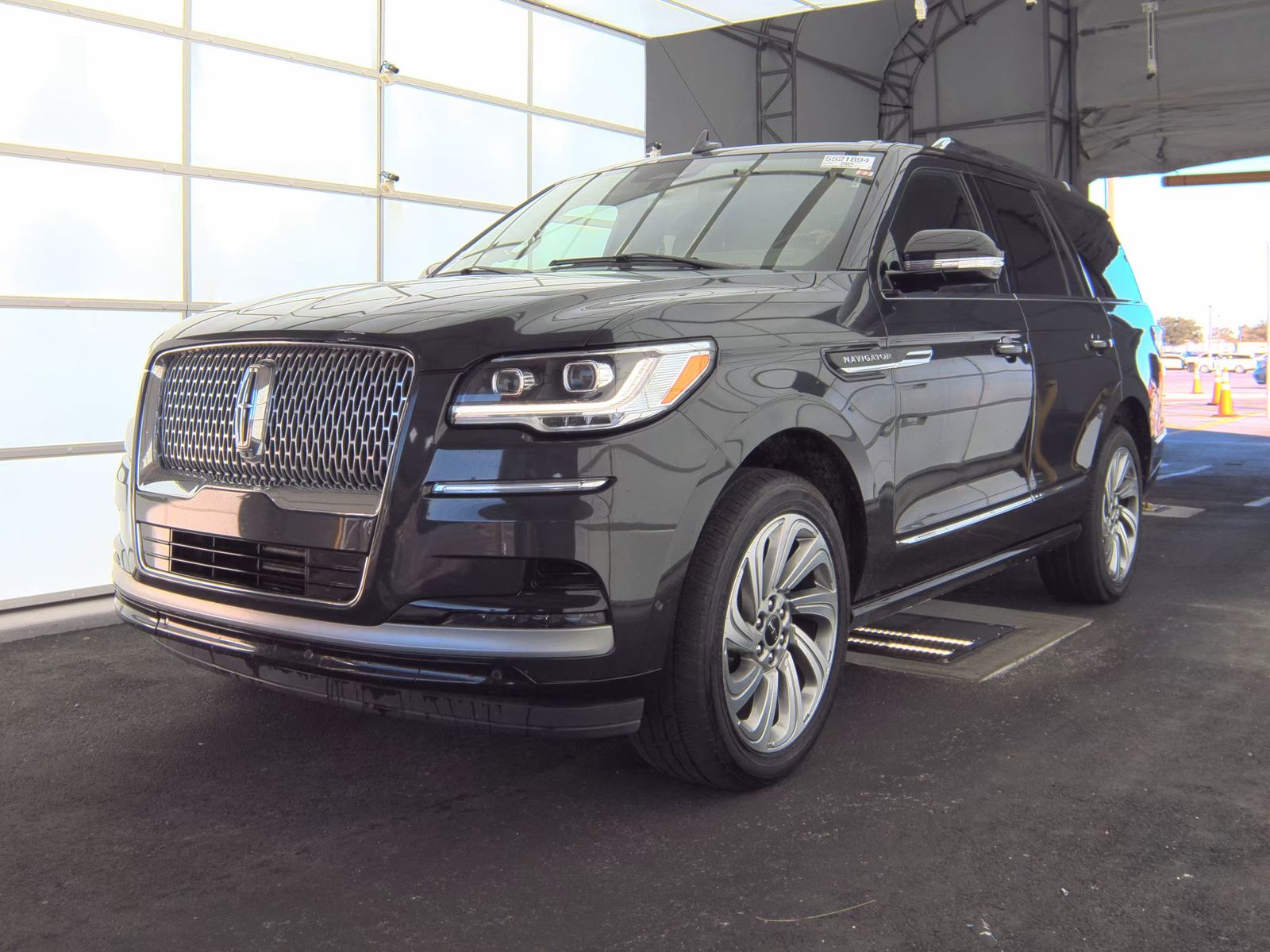 2023 Lincoln Navigator Reserve AWD