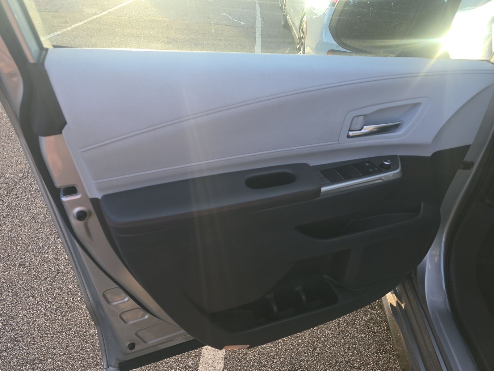 2022 Toyota Sienna XSE FWD