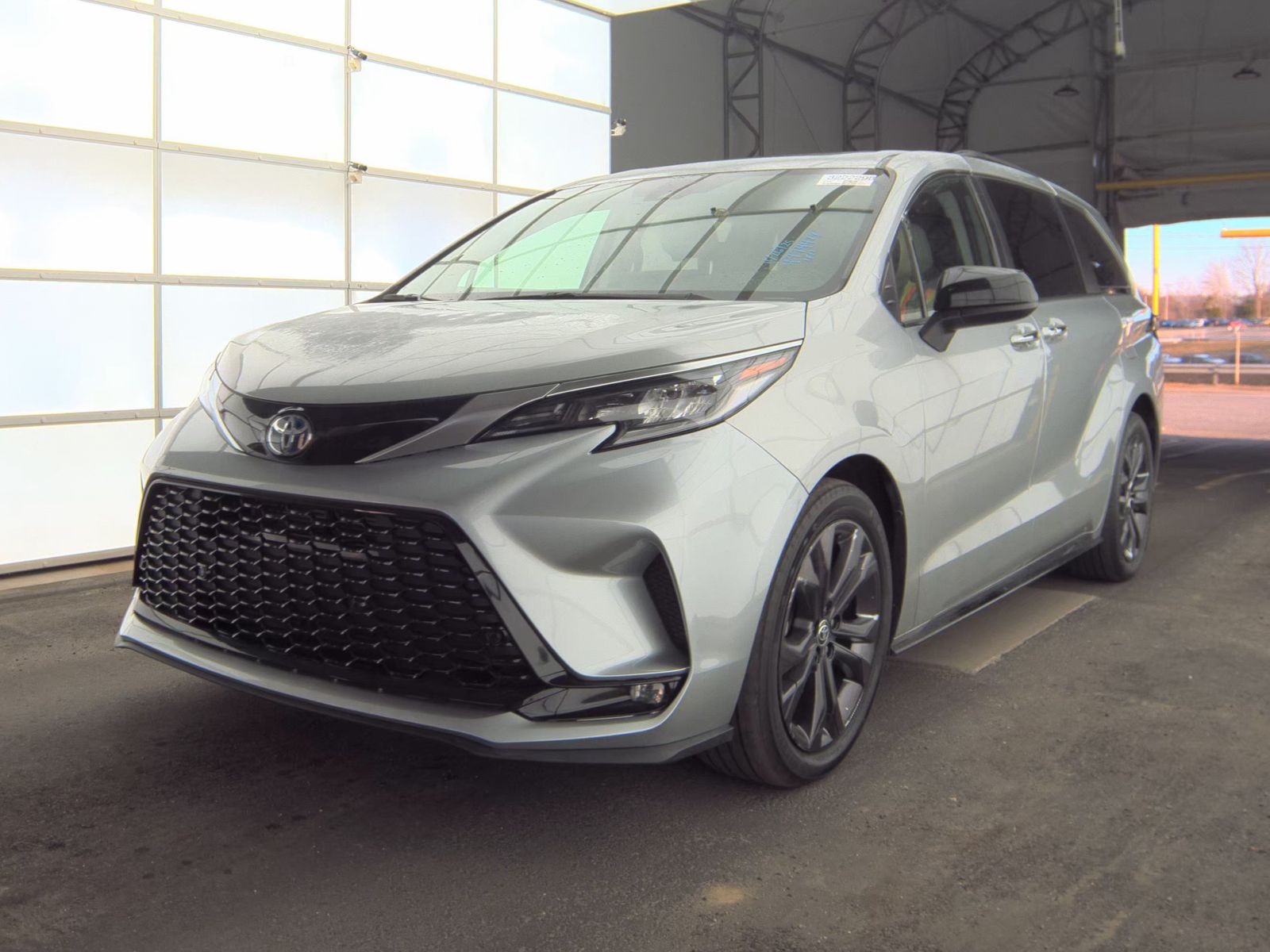 2022 Toyota Sienna XSE FWD