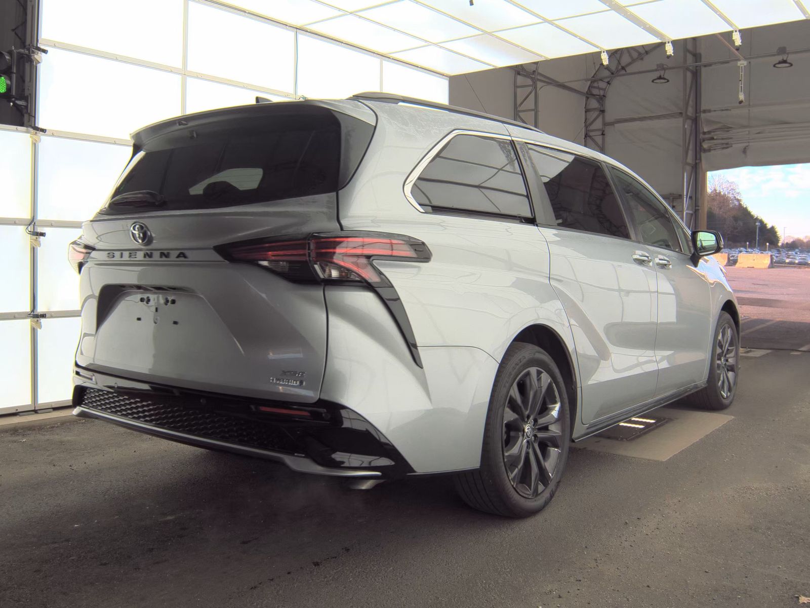 2022 Toyota Sienna XSE FWD