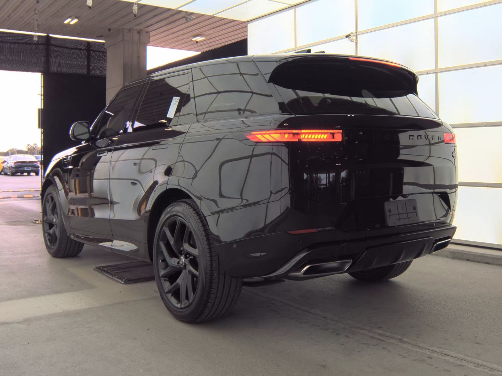 2023 Land Rover Range Rover Sport SE Dynamic AWD